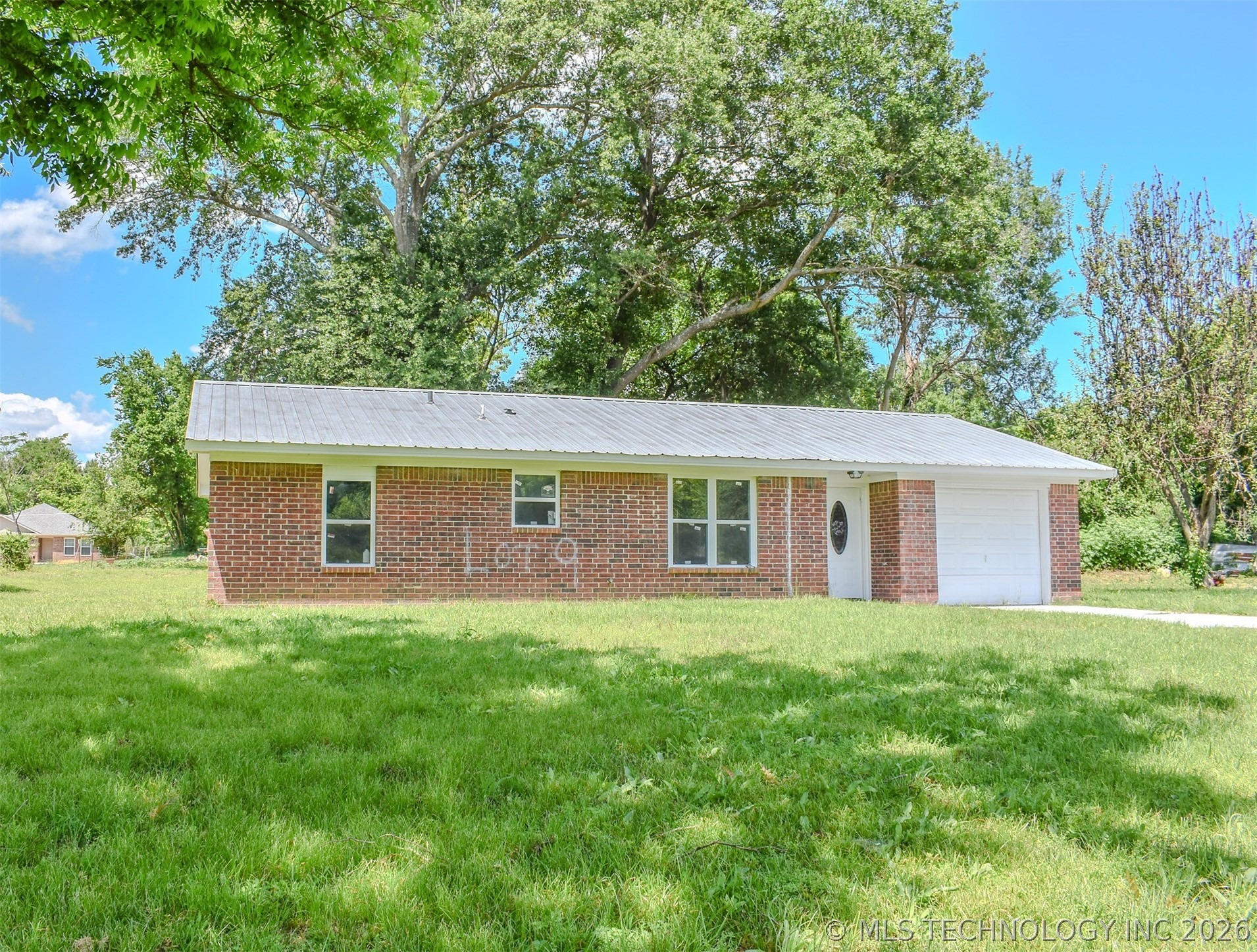 6th St, Antlers, OK 74523