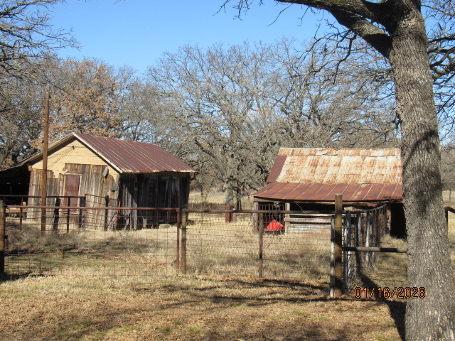 Hospital Rd, Healdton, OK 73438