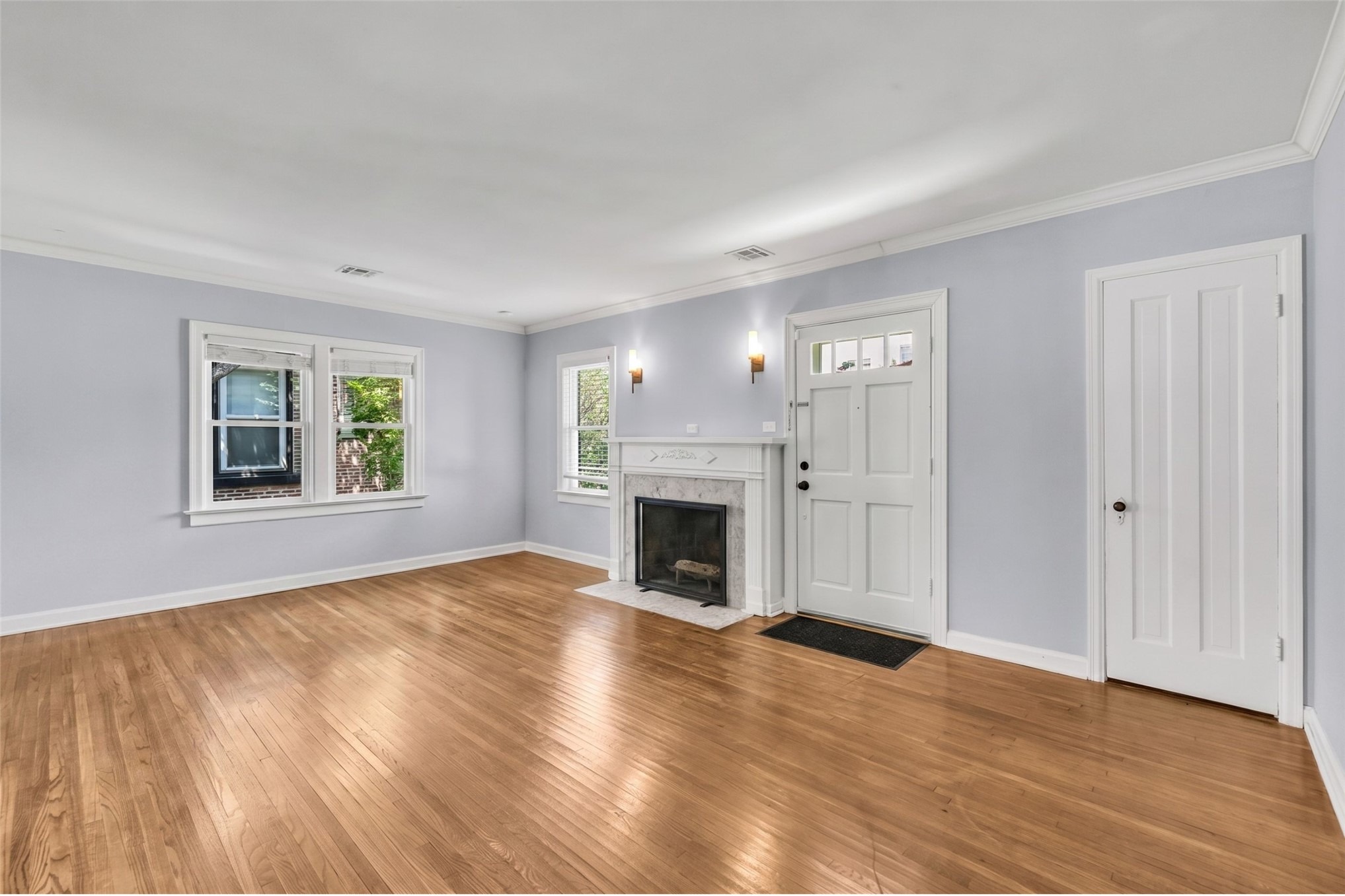 Columbia Ave, Tulsa, OK 74104