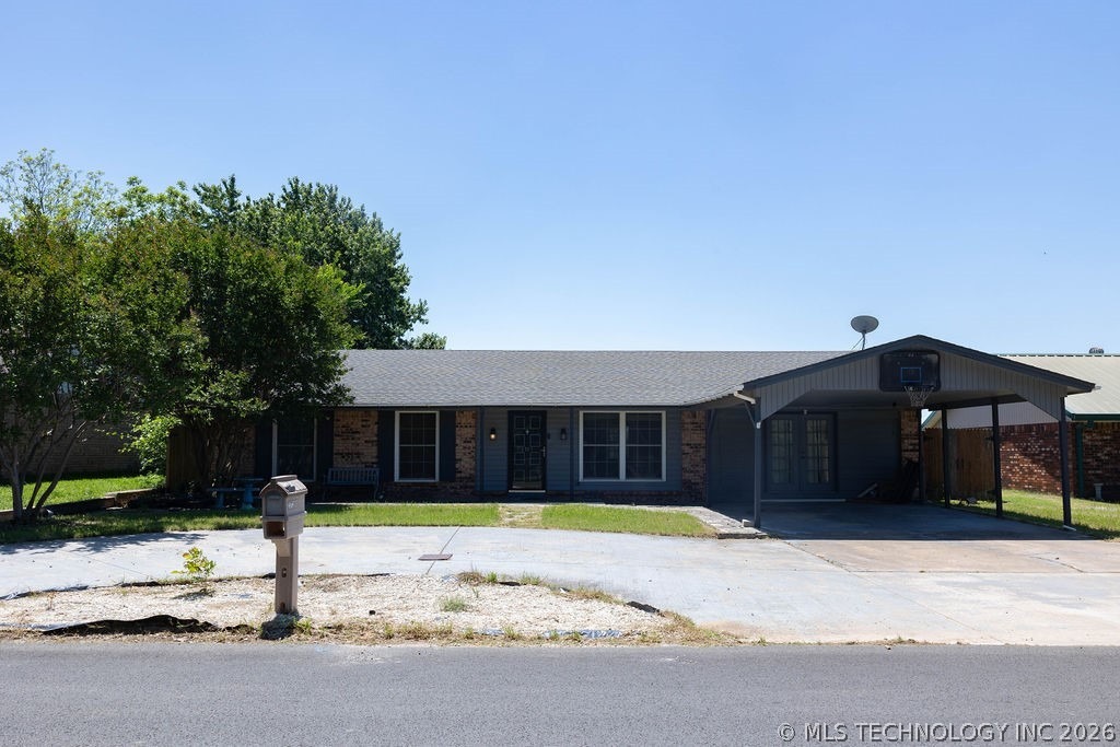 Mason St, Durant, OK 74701