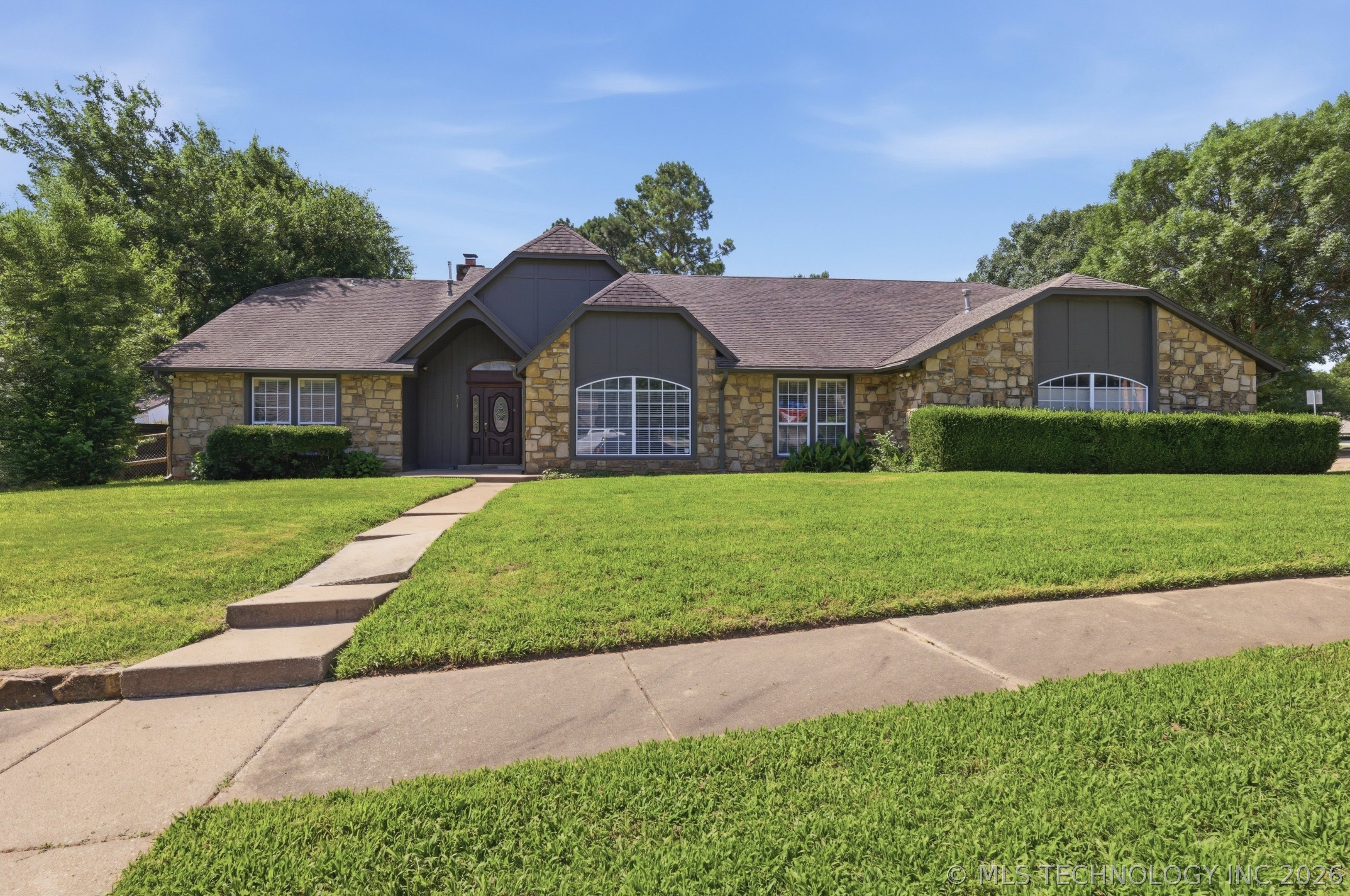 Winston Cir, Broken Arrow, OK 74011