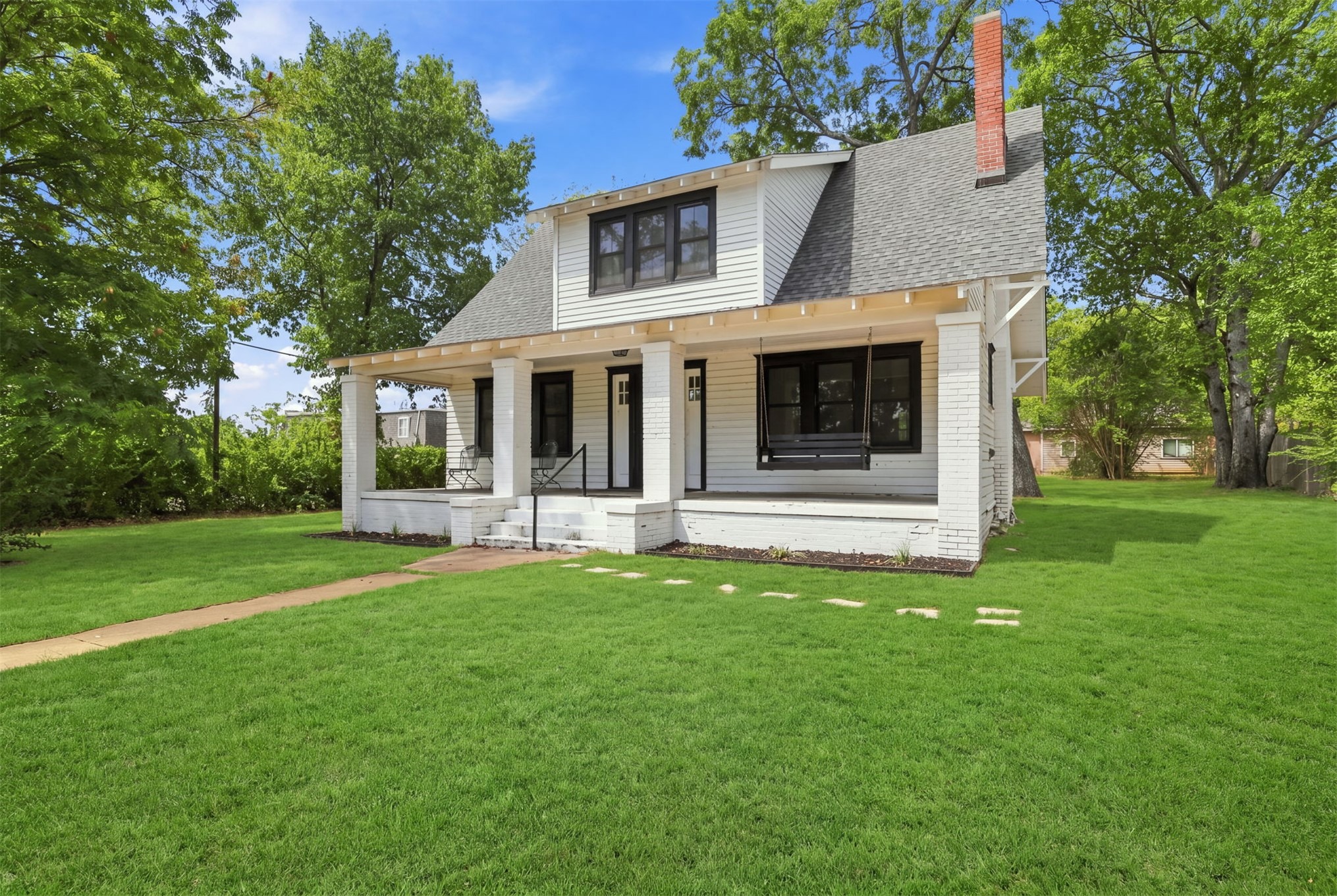 3rd Ave, Durant, OK 74701