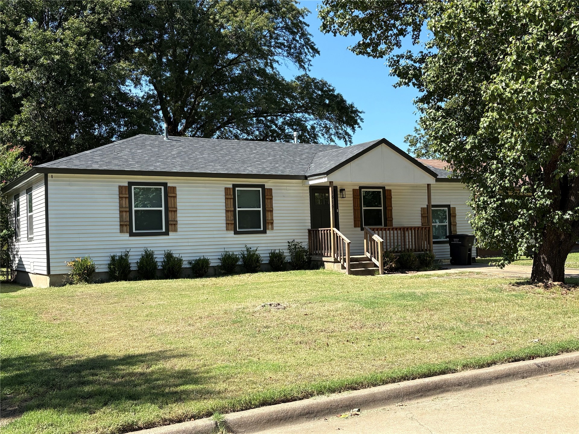 Oklahoma Ave, Bartlesville, OK 74003 #1