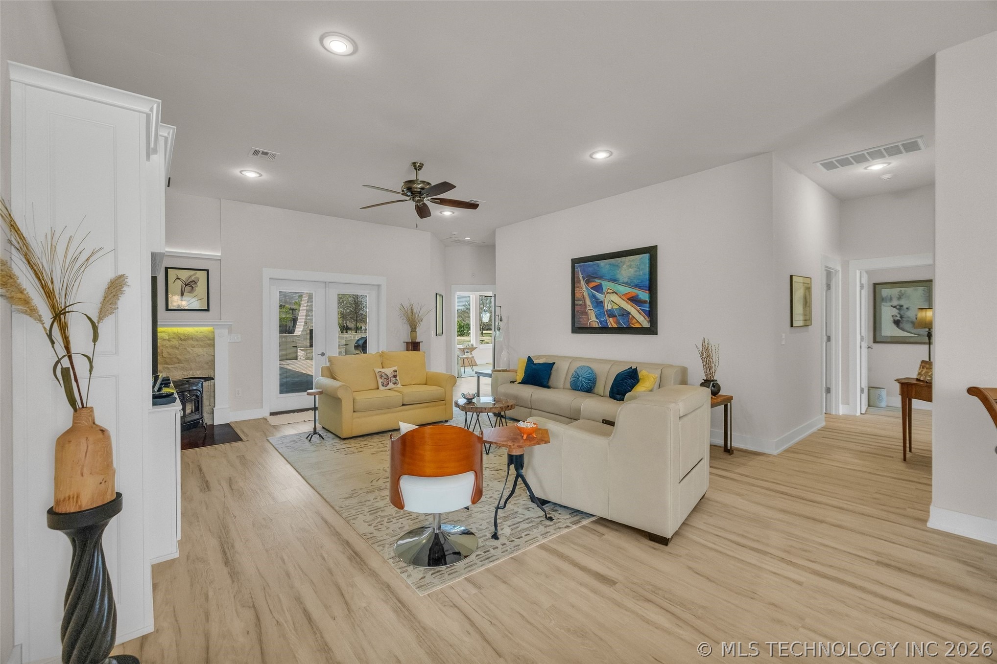 Coves Dr, Afton, OK 74331