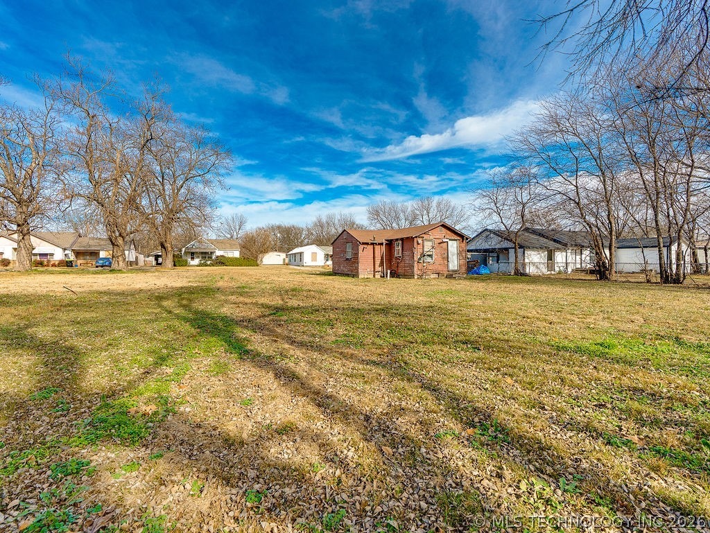 4th St, Ada, OK 74820