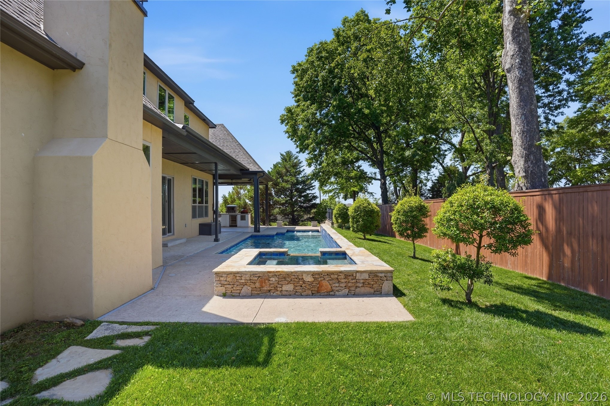 Kingston Pl, Tulsa, OK 74137