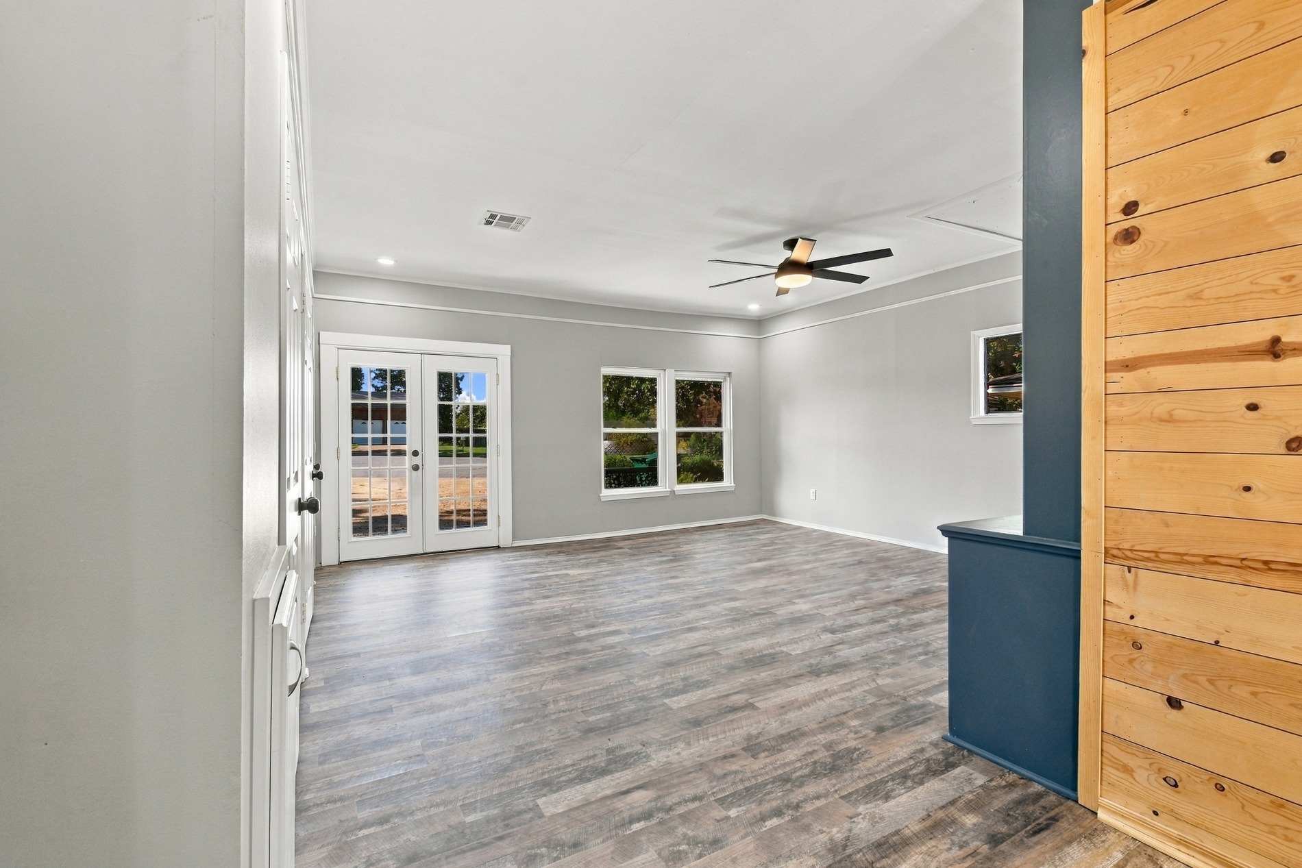 Saddle Rock Rd, Sand Springs, OK 74063