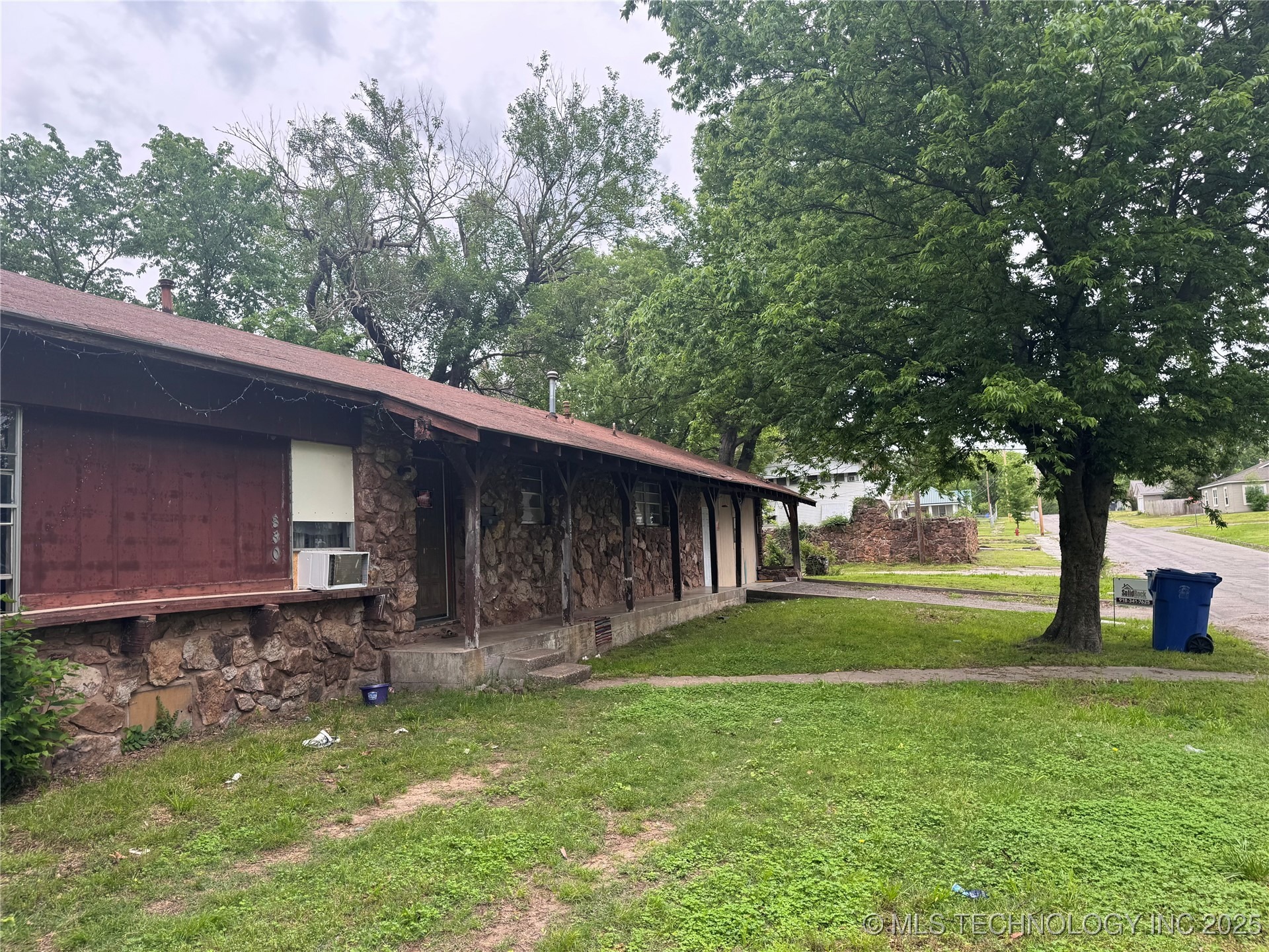 1st Ave, Miami, OK 74354