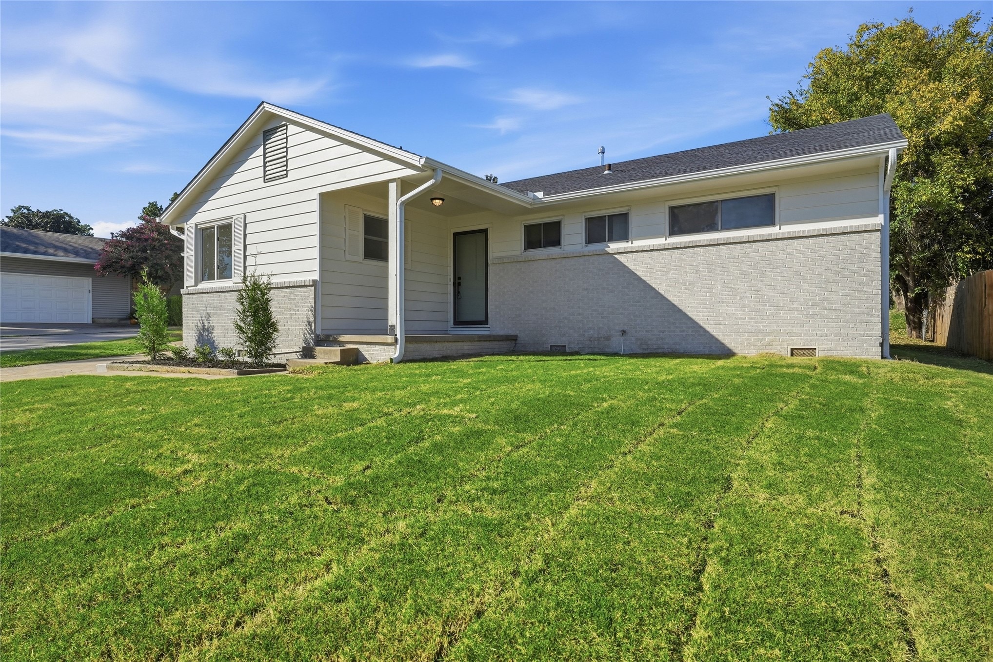 22nd Pl, Tulsa, OK 74114