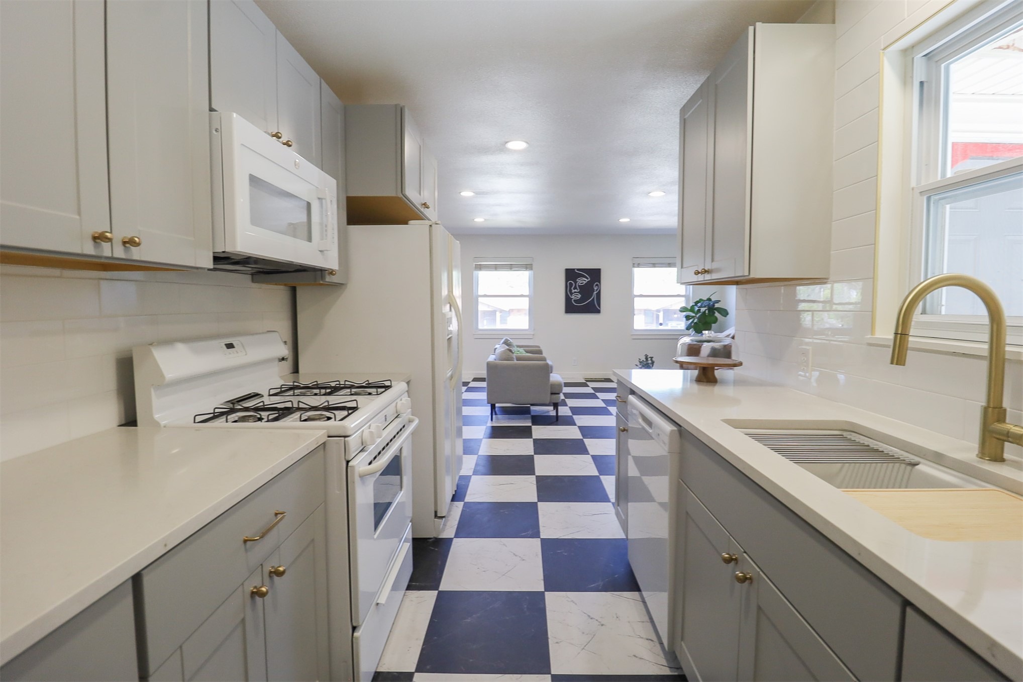 Waco Ave, Tulsa, OK 74107