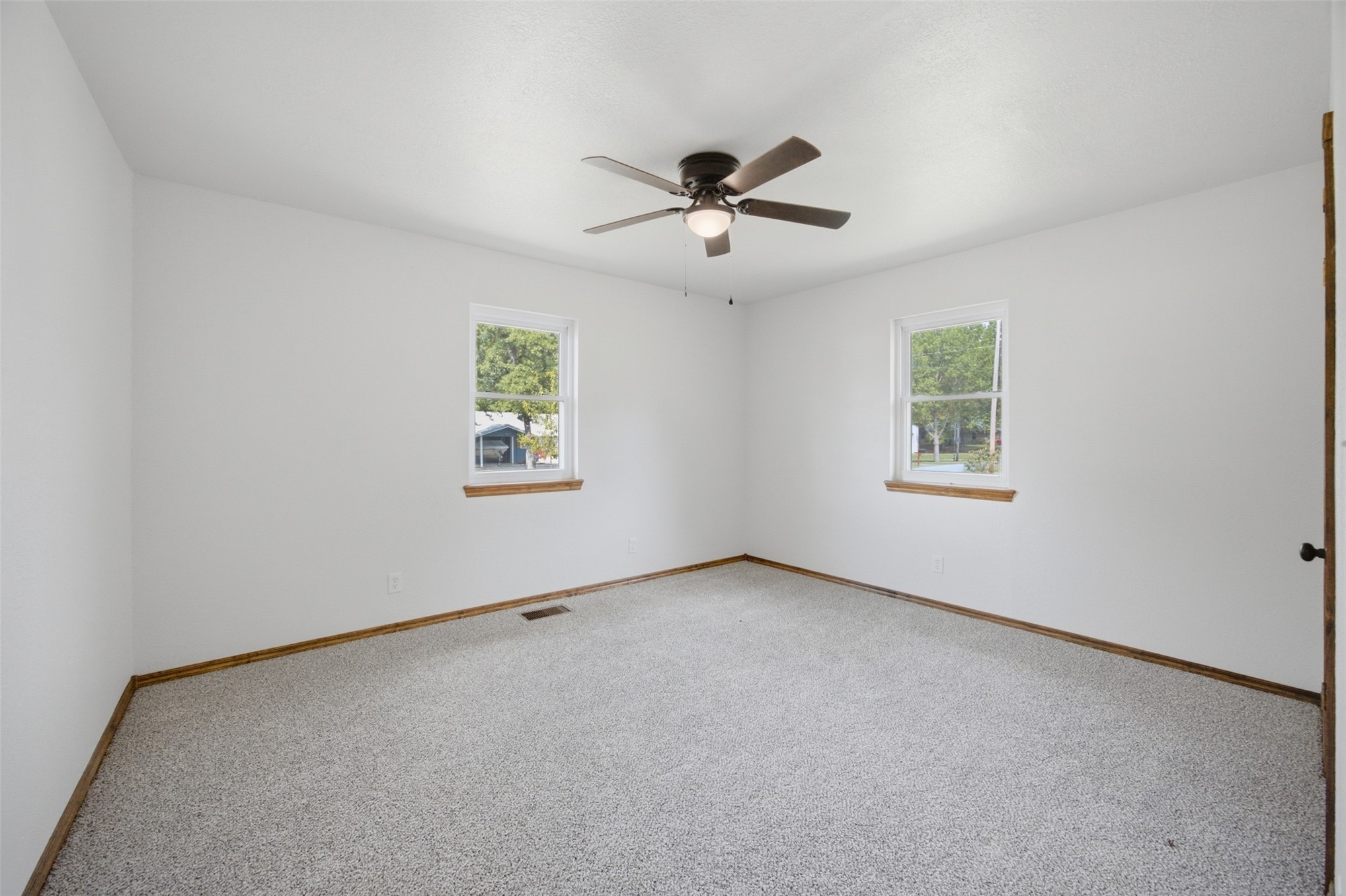1164 Rd, Eufaula, OK 74432