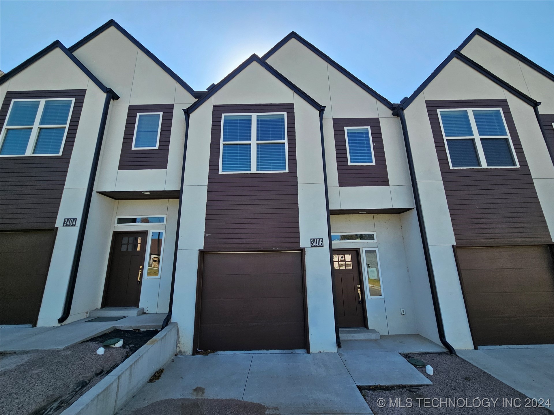 Redbud Ln, Tulsa, OK 74132
