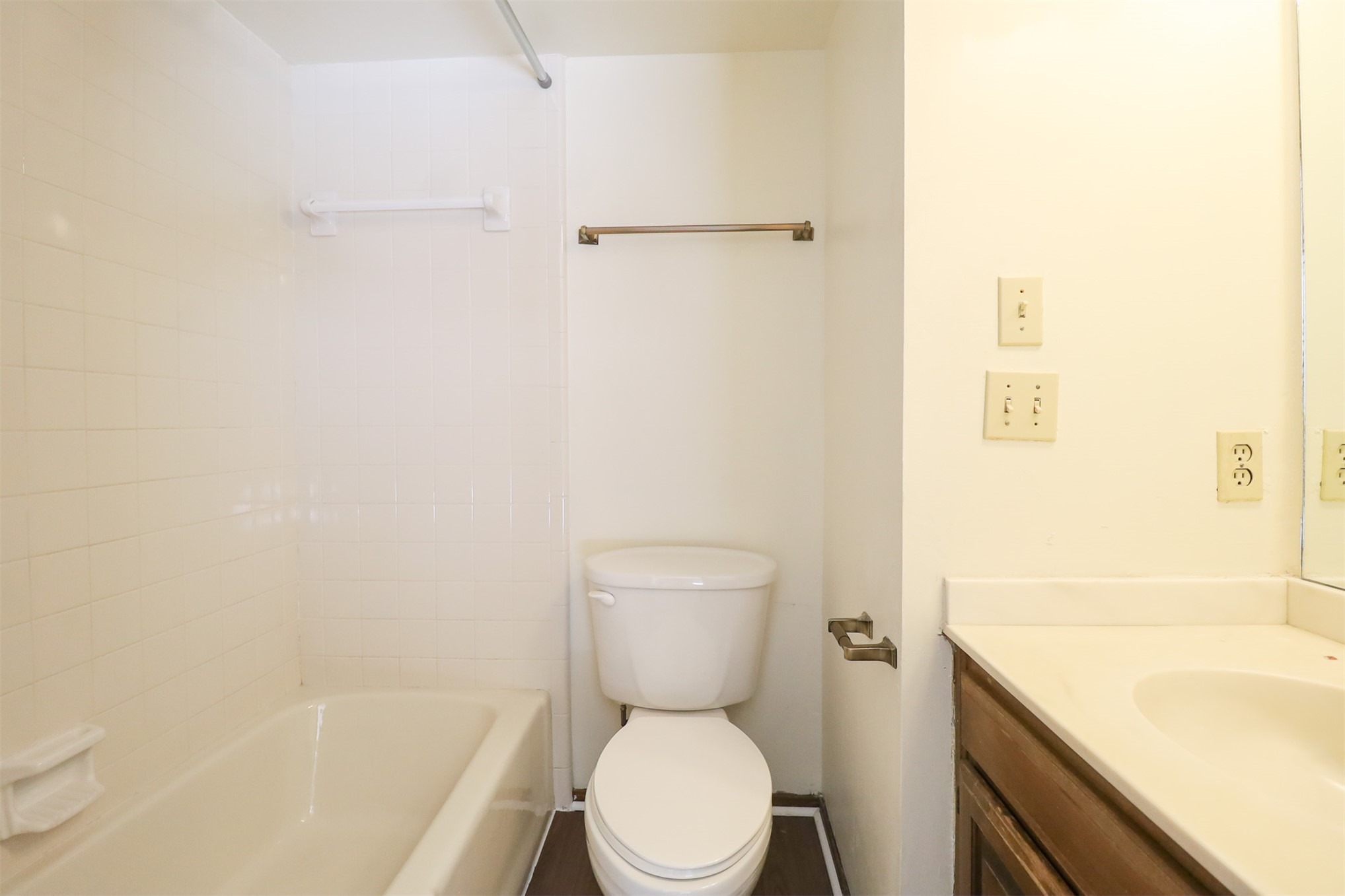 Riverside Dr, Tulsa, OK 74119 #1