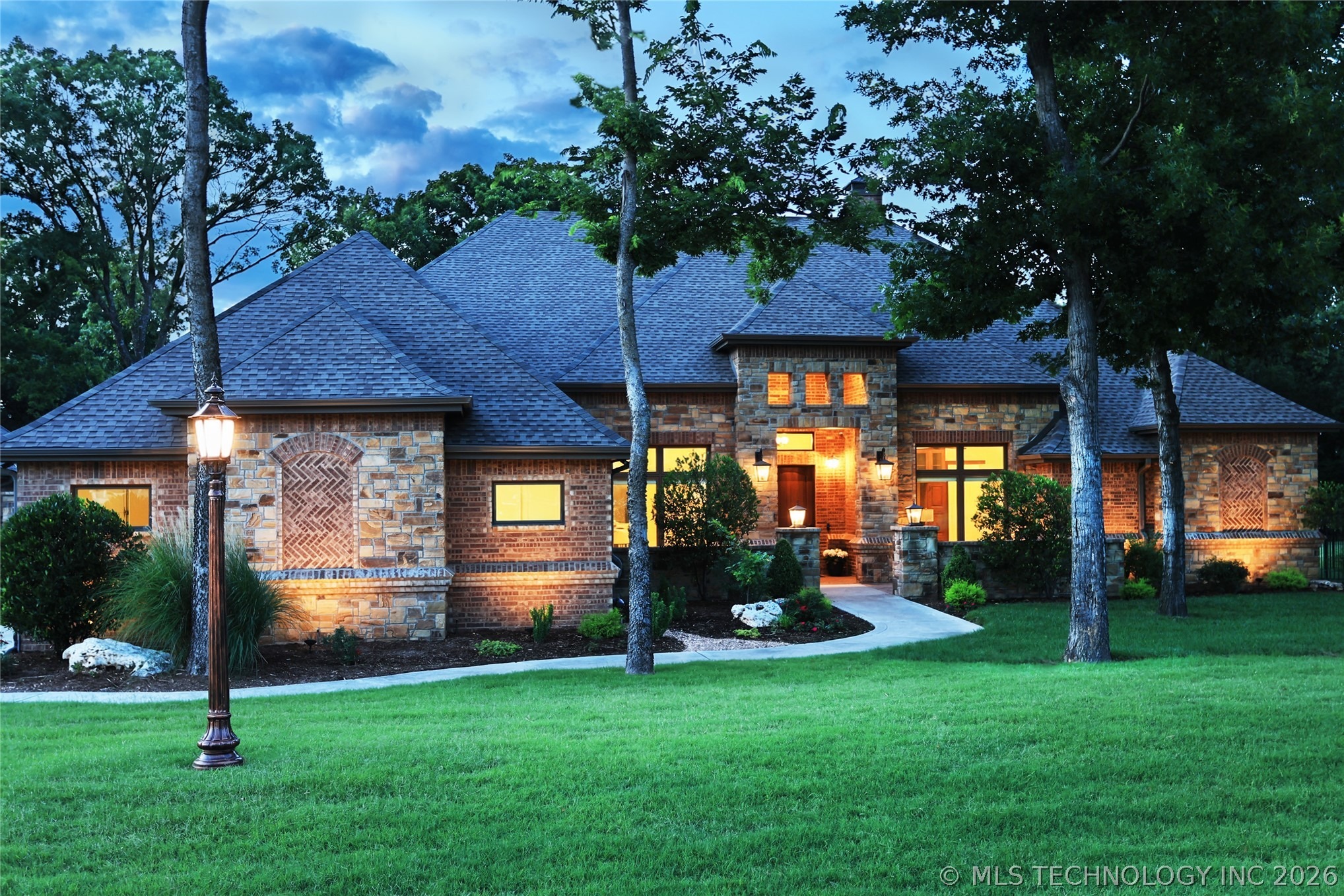 Red Hawk Rd, Owasso, OK 74055