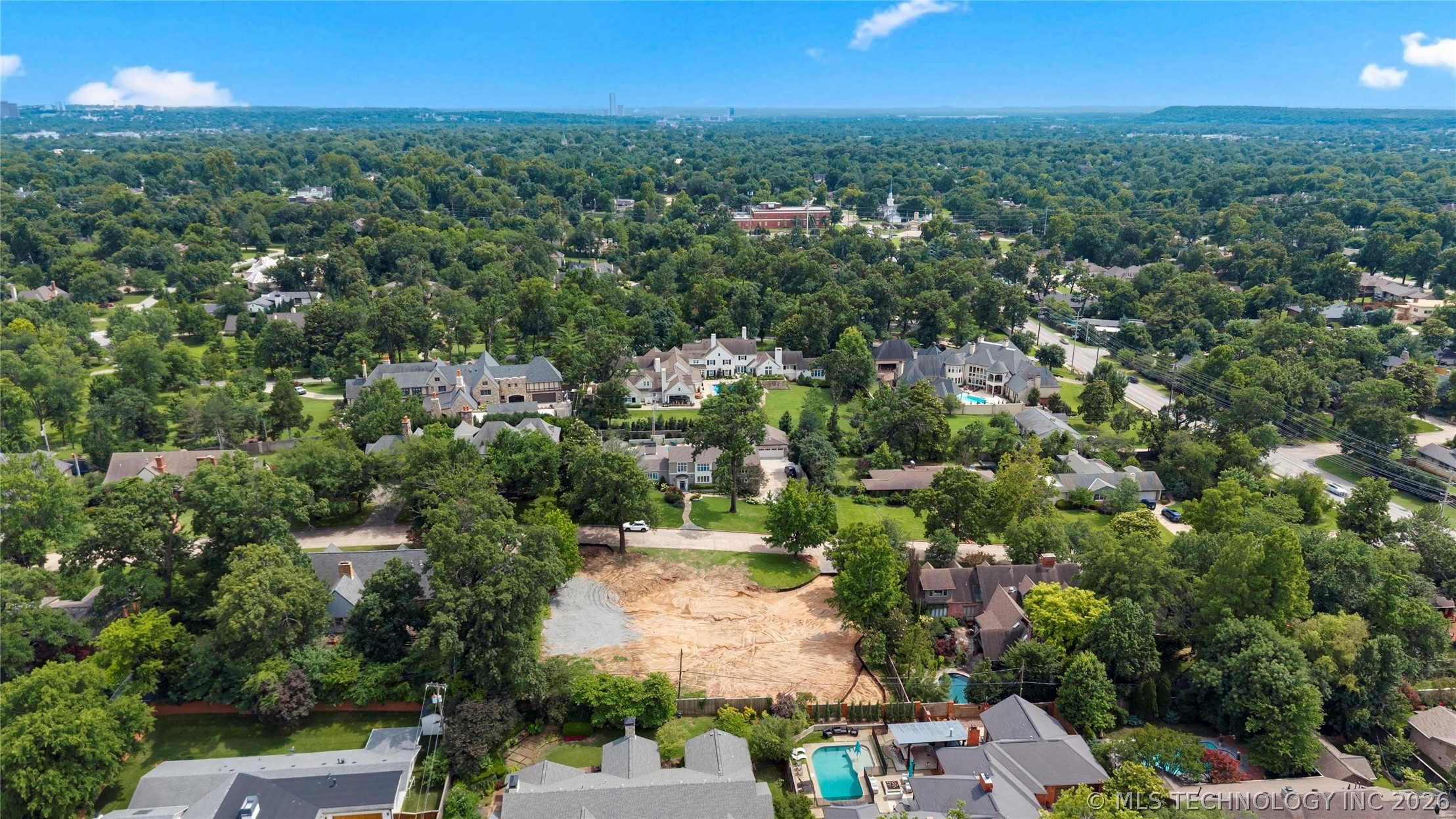 33rd St, Tulsa, OK 74105