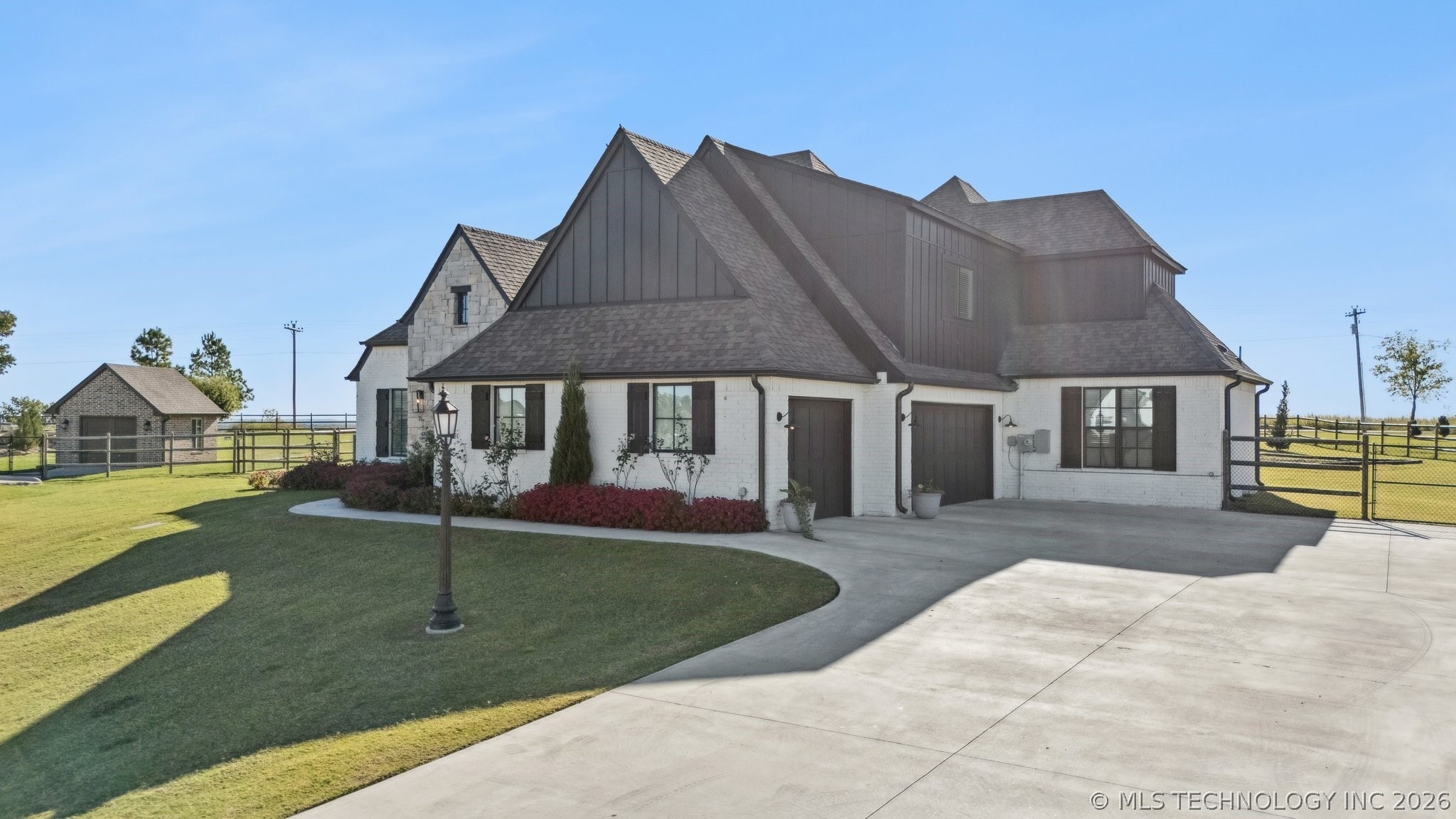 Creekwood Dr, Owasso, OK 74055 #1