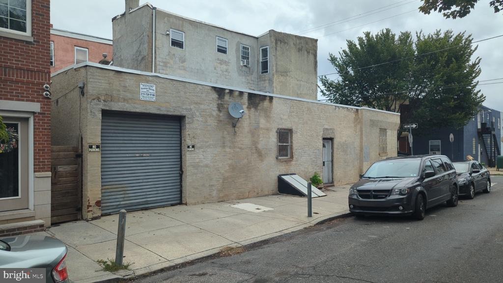4th St, Philadelphia, PA 19148