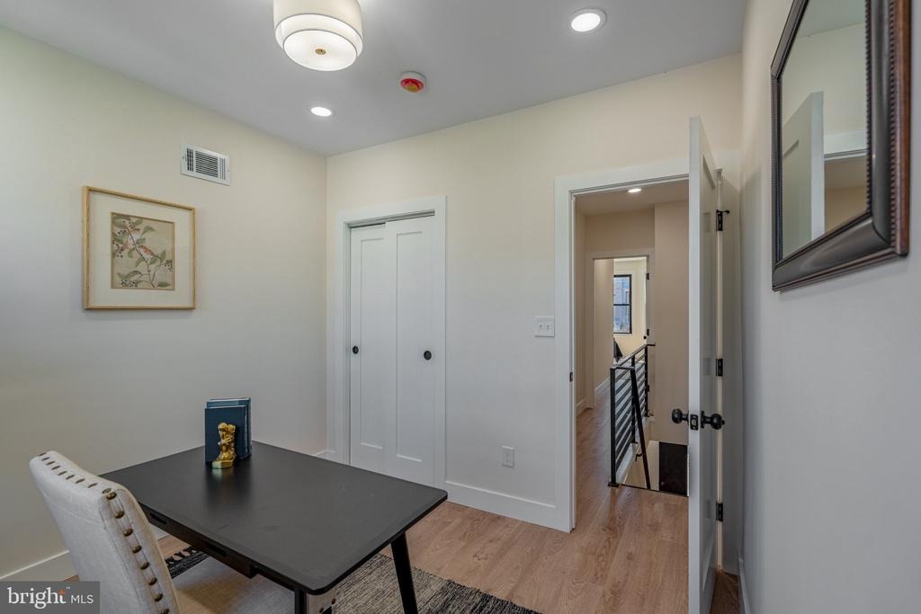 Corlies St, Philadelphia, PA 19121 #1