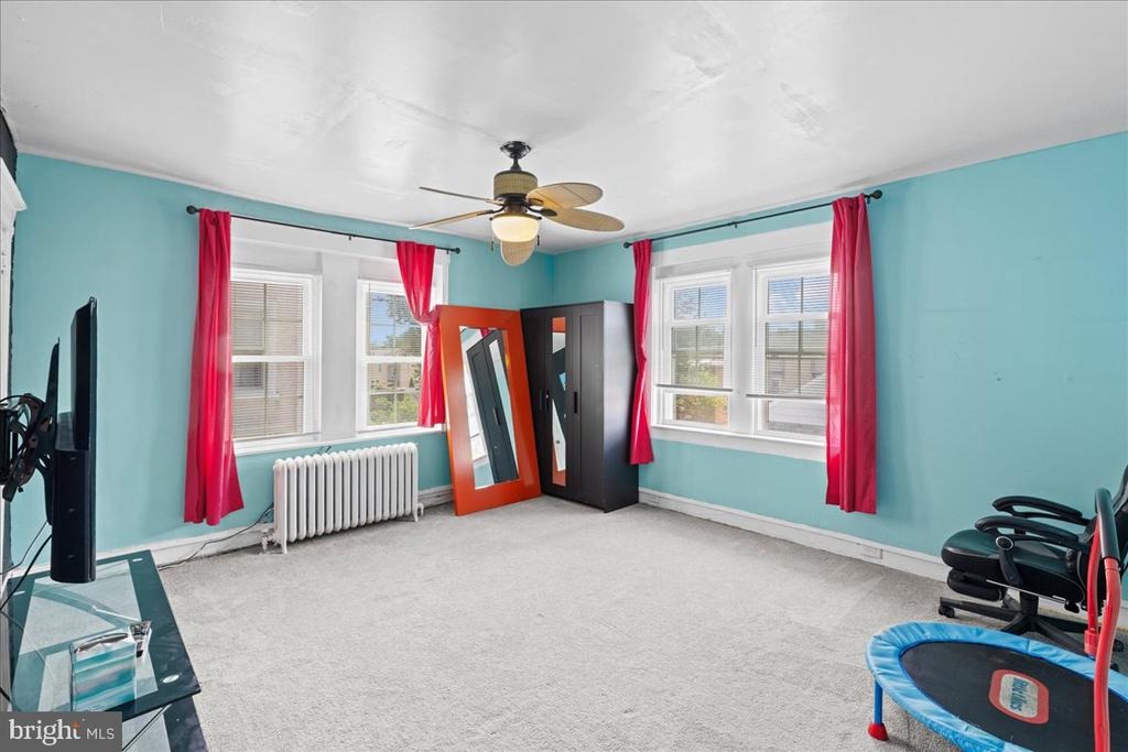 Sanger St, Philadelphia, PA 19120 #1