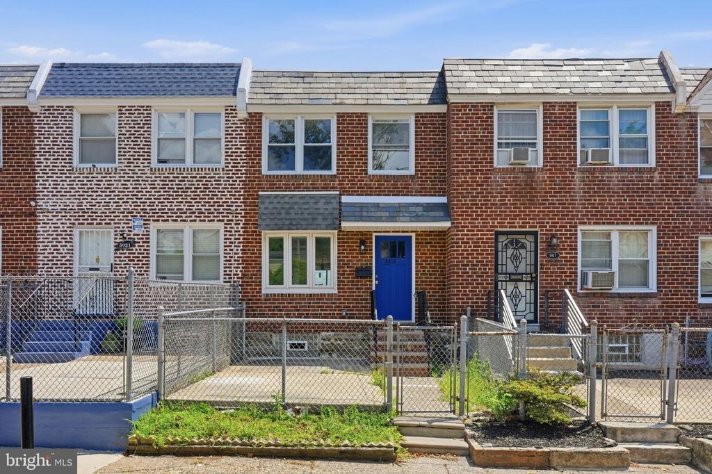 Hutchinson St, Philadelphia, PA 19141