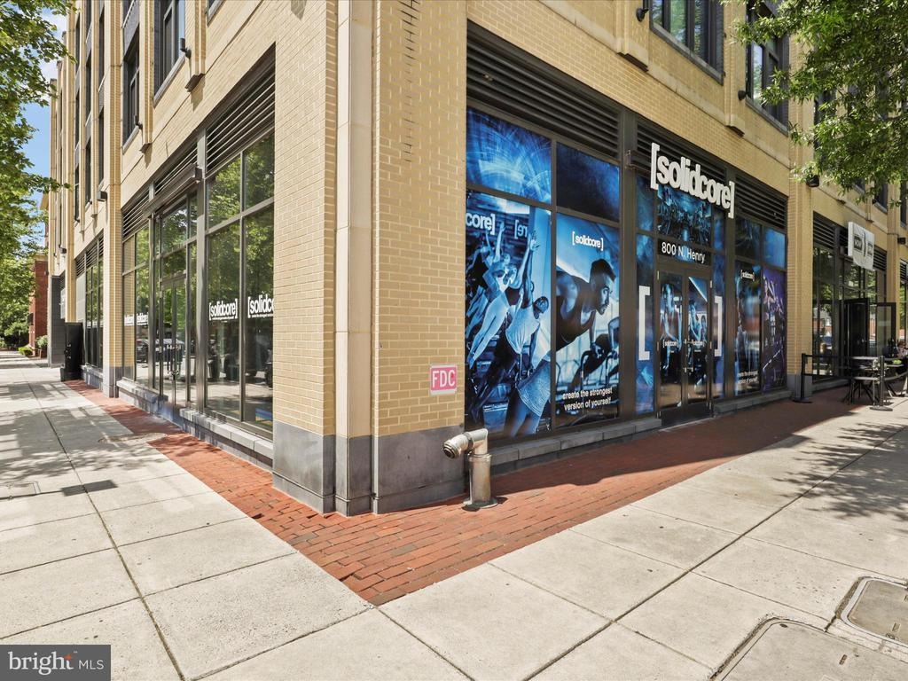 Bashford Ln, Alexandria, VA 22314 #1
