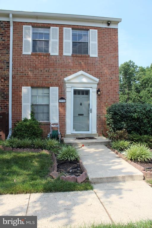 Lakecrest Dr, Greenbelt, MD 20770
