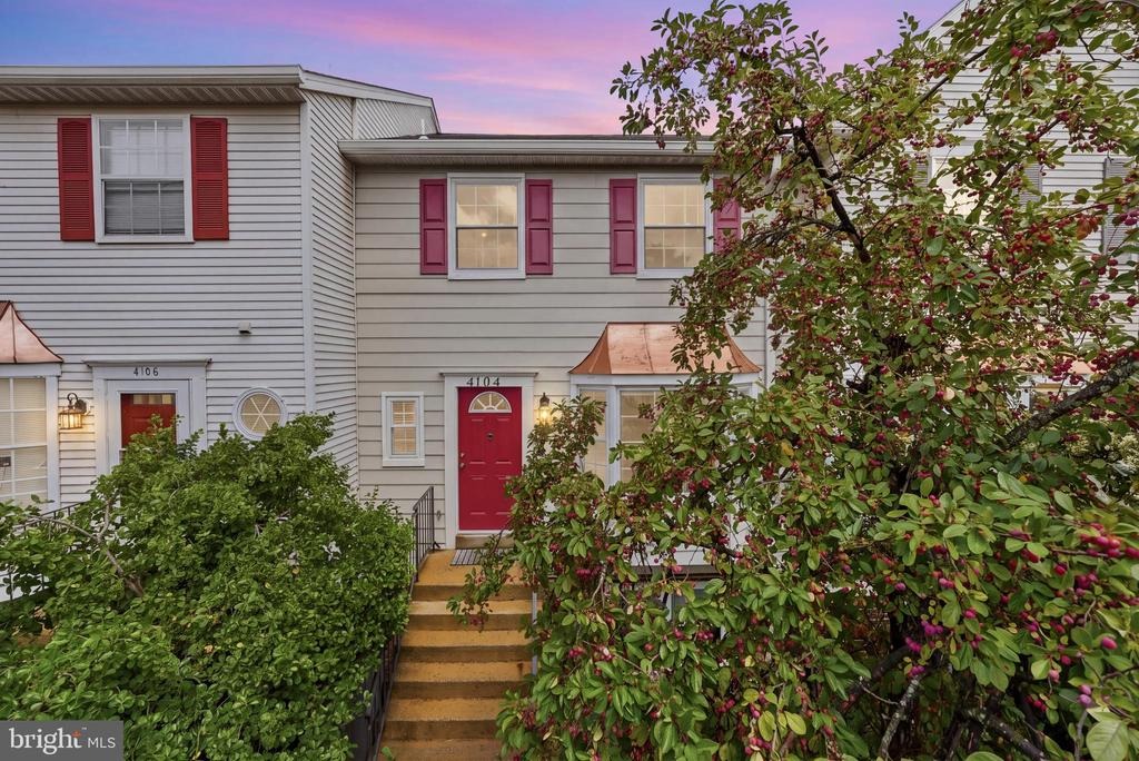 Pleasant Meadow Ct, Chantilly, VA 20151 #1