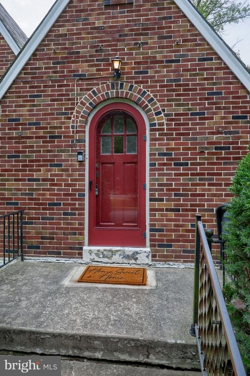 13th St, Columbia, PA 17512