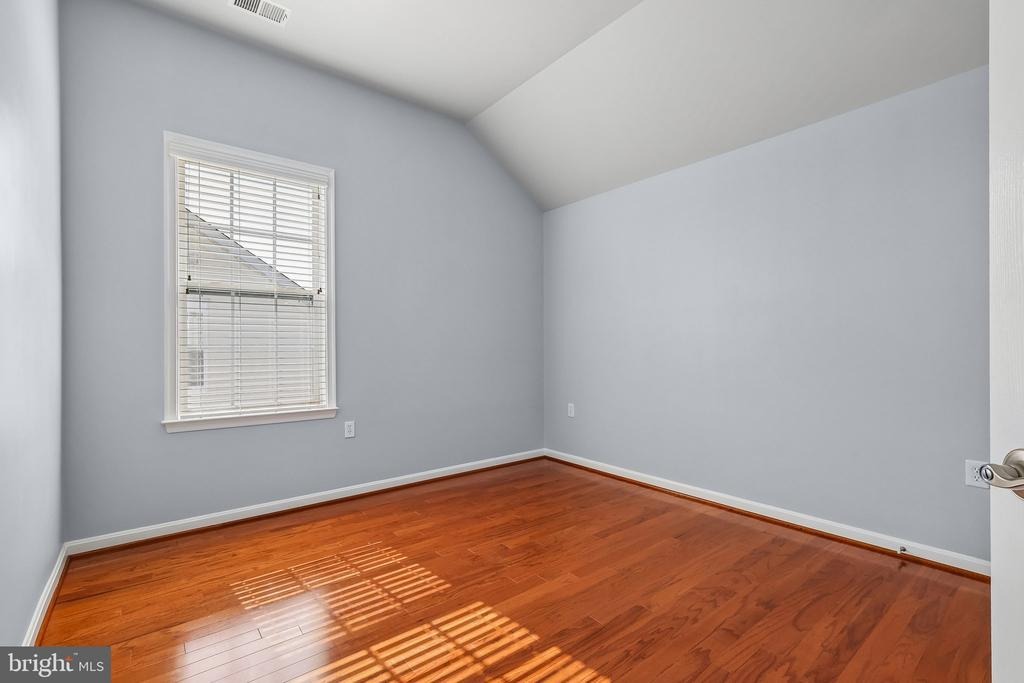 Hampton Bay Ln, Gainesville, VA 20155