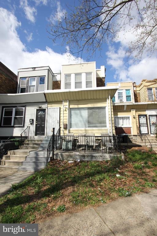 Ogontz Ave, Philadelphia, PA 19141