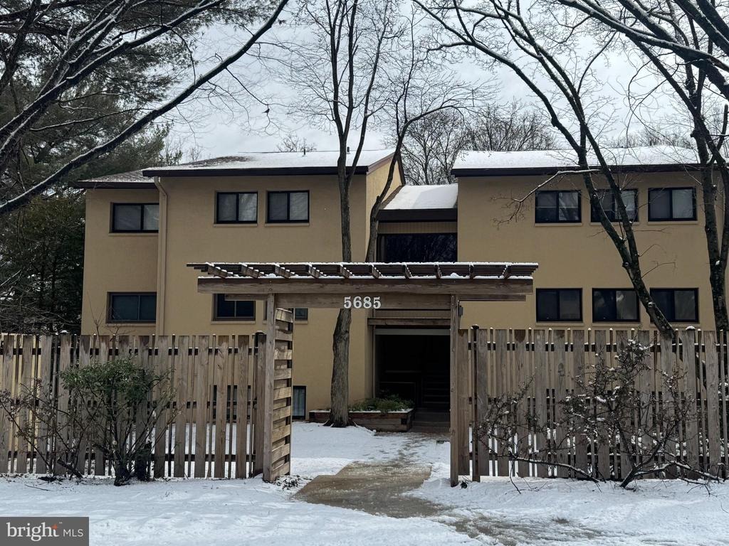 Harpers Farm Rd, Columbia, MD 21044