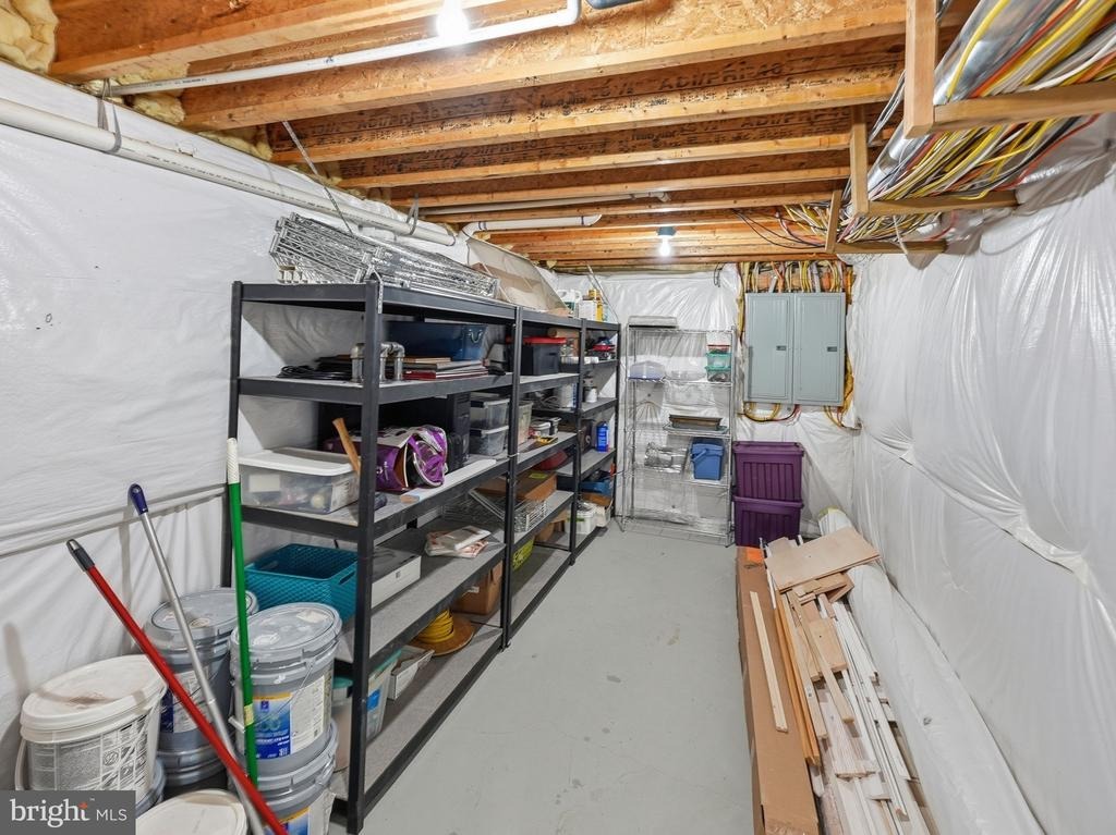 Brent Town Rd, Midland, VA 22728 #1