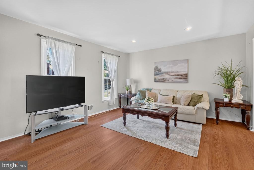 Orville St, Alexandria, VA 22309 #1