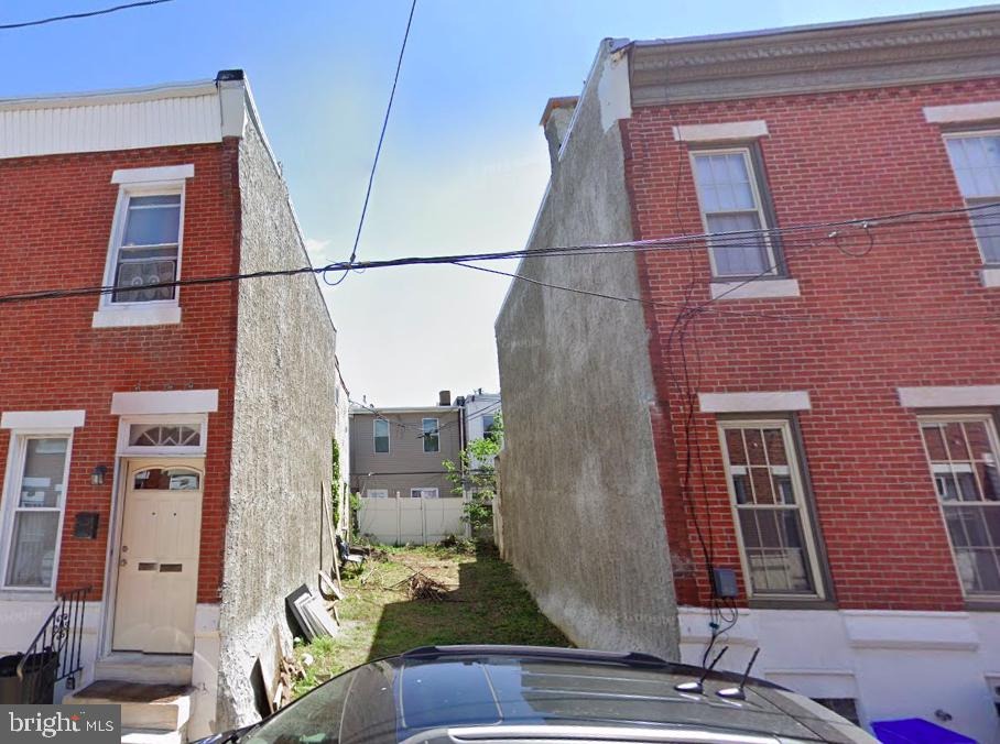 Dover St, Philadelphia, PA 19146