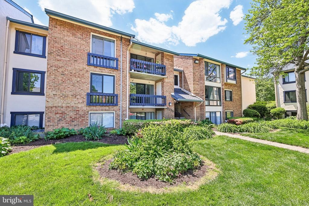 Valentino Dr, Oakton, VA 22124 #1