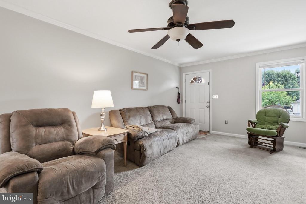 Larch Dr, Shippensburg, PA 17257 #1