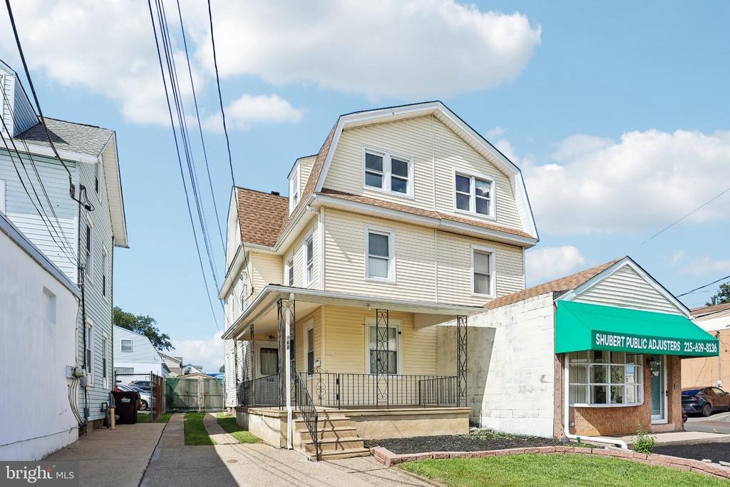 Bristol Pike, Bensalem, PA 19020 #1