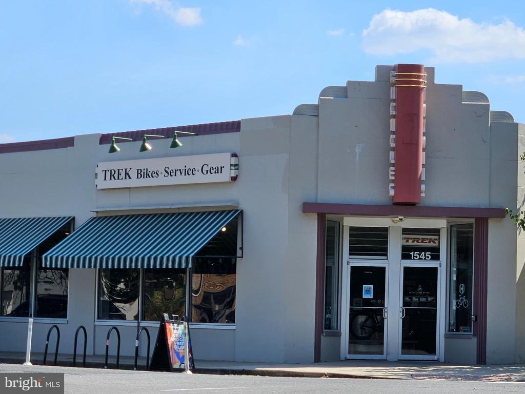 Buchanan St, Arlington, VA 22206 #1