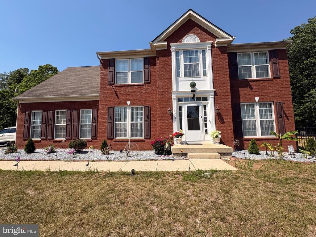 Woodlawn Ave, Vineland, NJ 08360