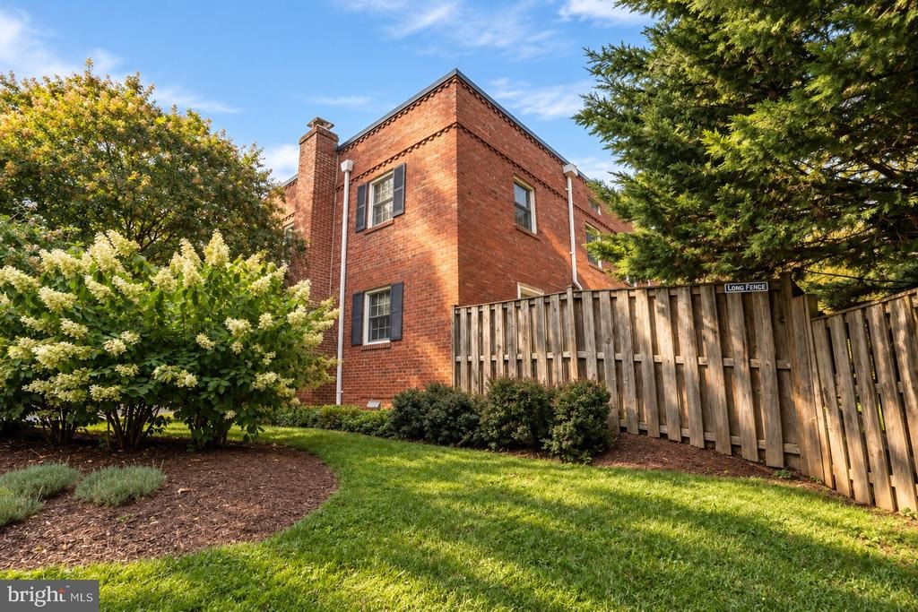 Kenwood Forest Ln, Chevy Chase, MD 20815 #1