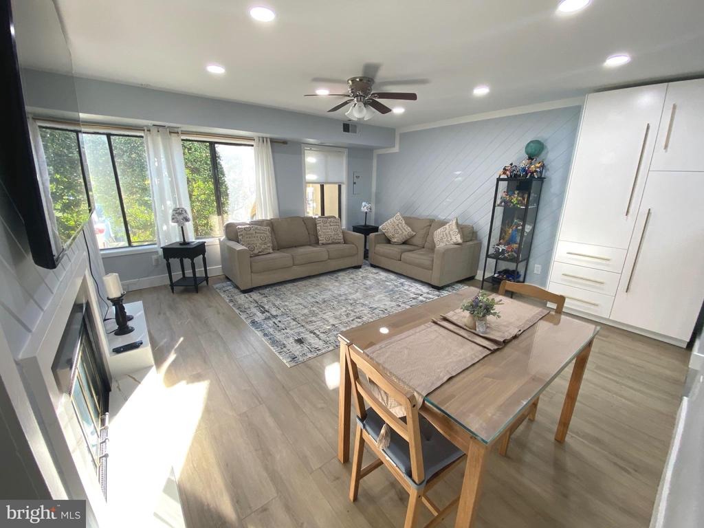 Hellingly Pl, Montgomery Village, MD 20886 #1