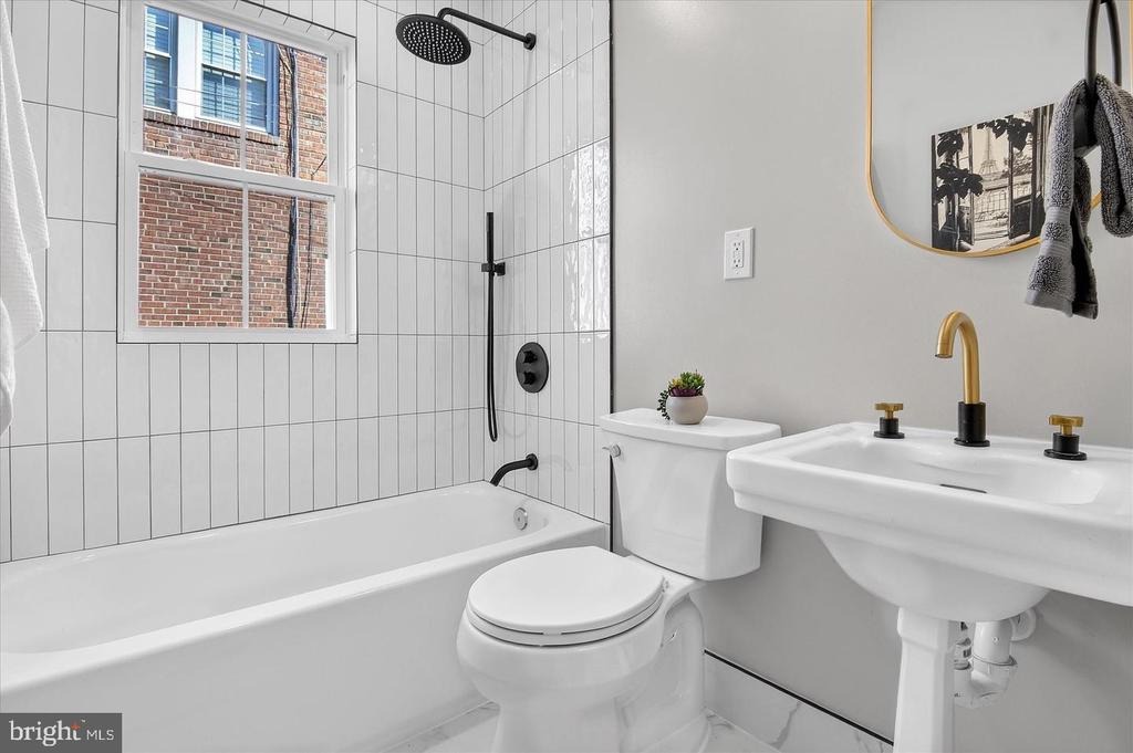 Glebe Rd, Arlington, VA 22207 #1