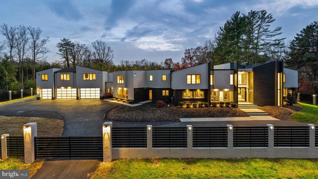 Arroyo Ct, Rockville, MD 20852