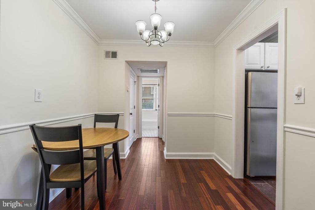 Washington St, Alexandria, VA 22314 #1