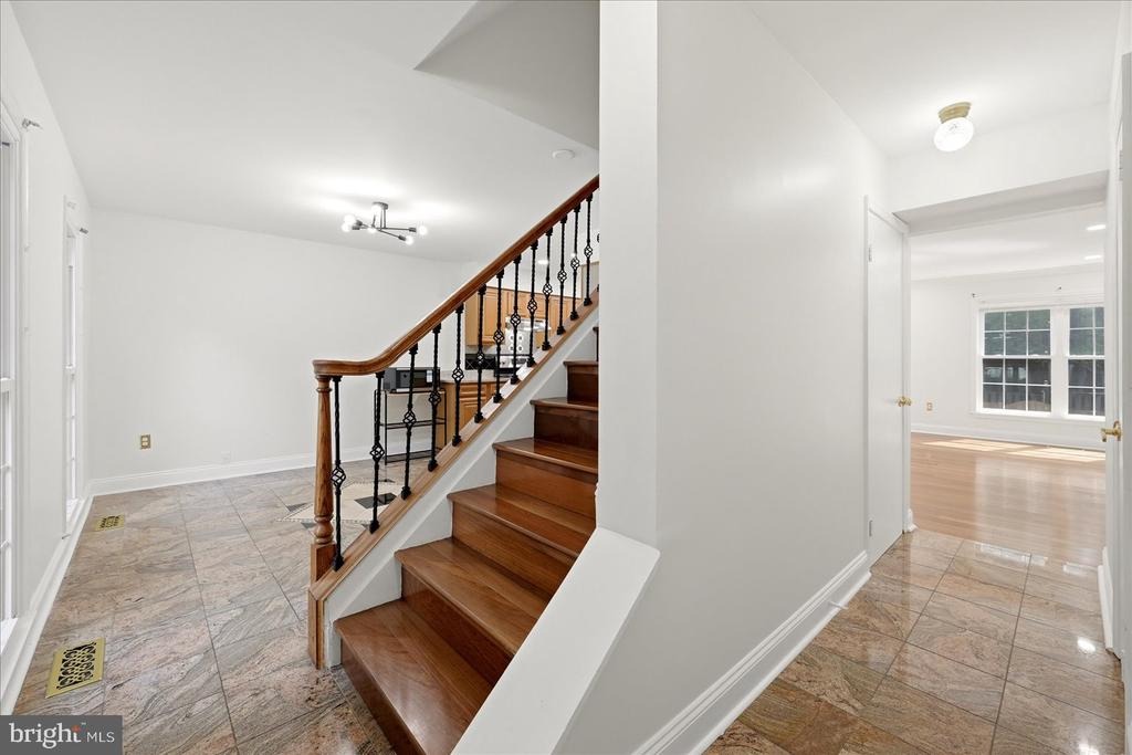 Masterworks Dr, Vienna, VA 22181 #1