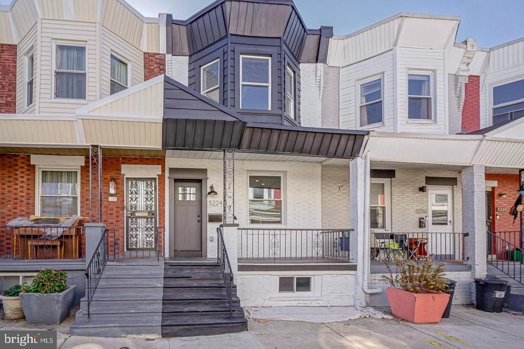 Delancey St, Philadelphia, PA 19143 #1