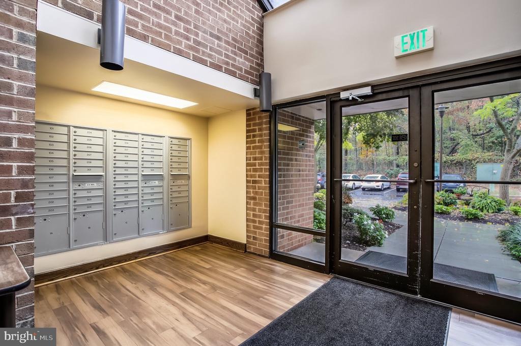 Southerly Ct, Towson, MD 21286
