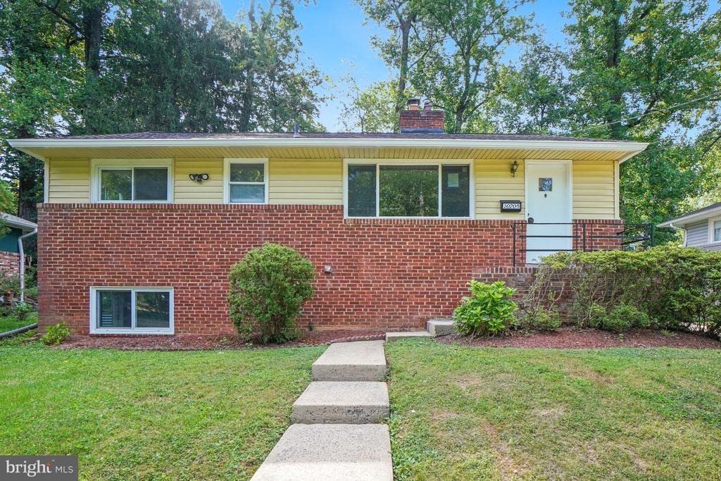 Lockridge Dr, Silver Spring, MD 20901