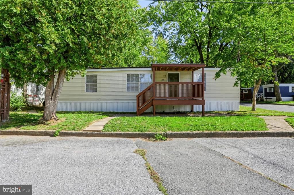 Willow St, Highspire, PA 17034 #1