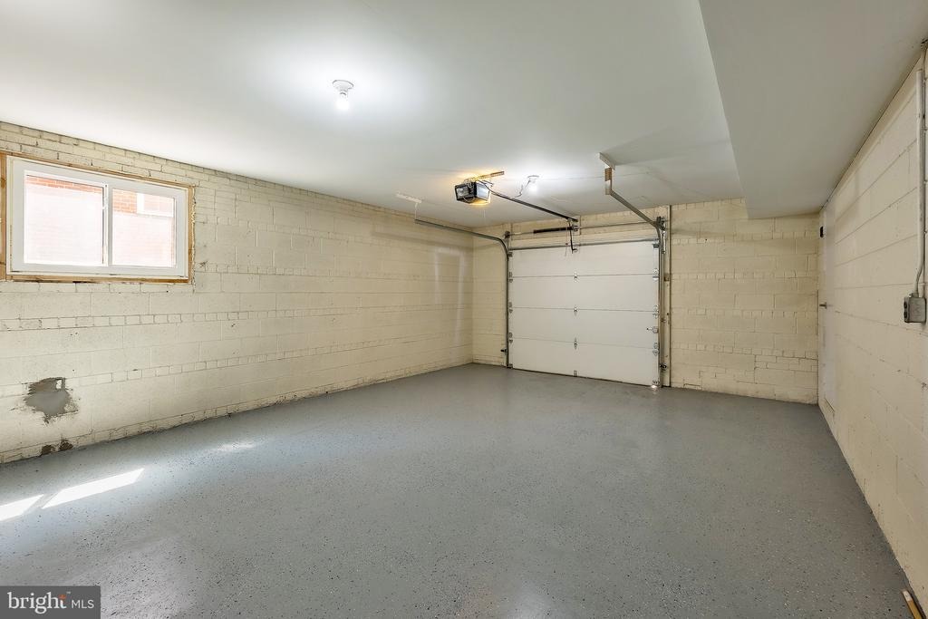 Highwood Dr, Washington, DC 20020